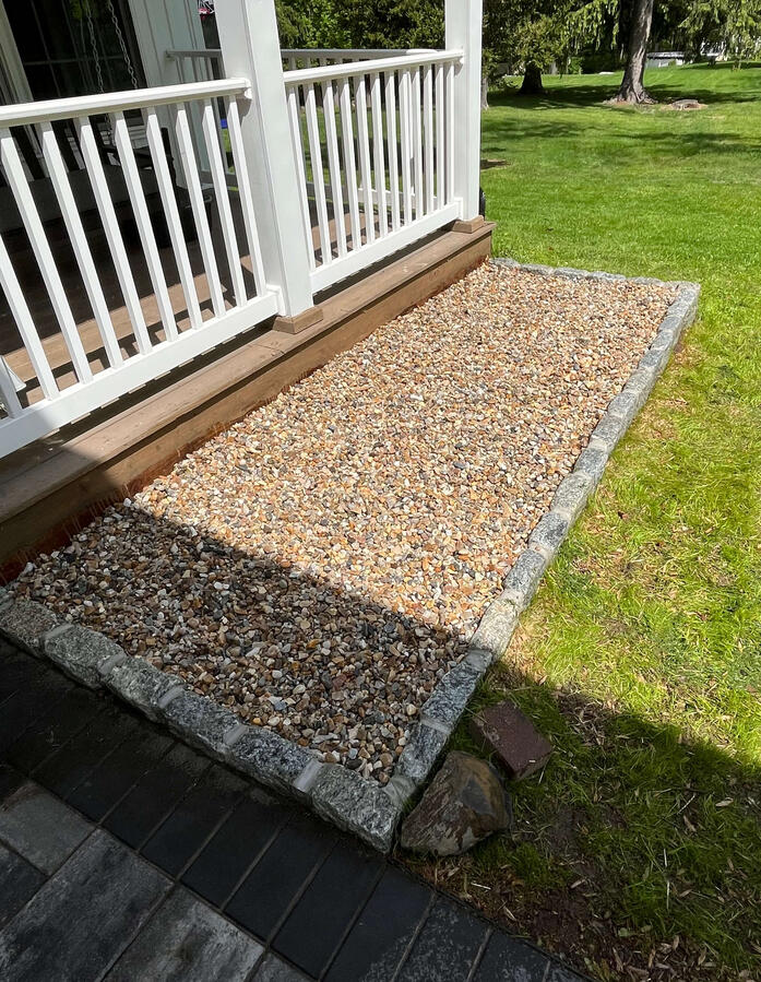 Mulch/Rock Bed Installation